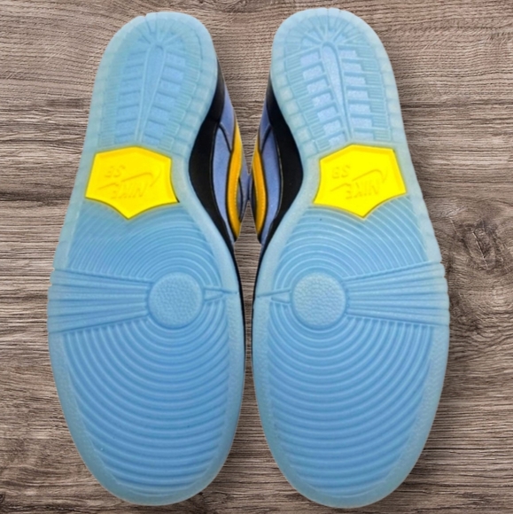 Nike SB Dunk Low The Powerpuff Girls Bubbles Sneakers - Size 12 - Picture 6 of 7